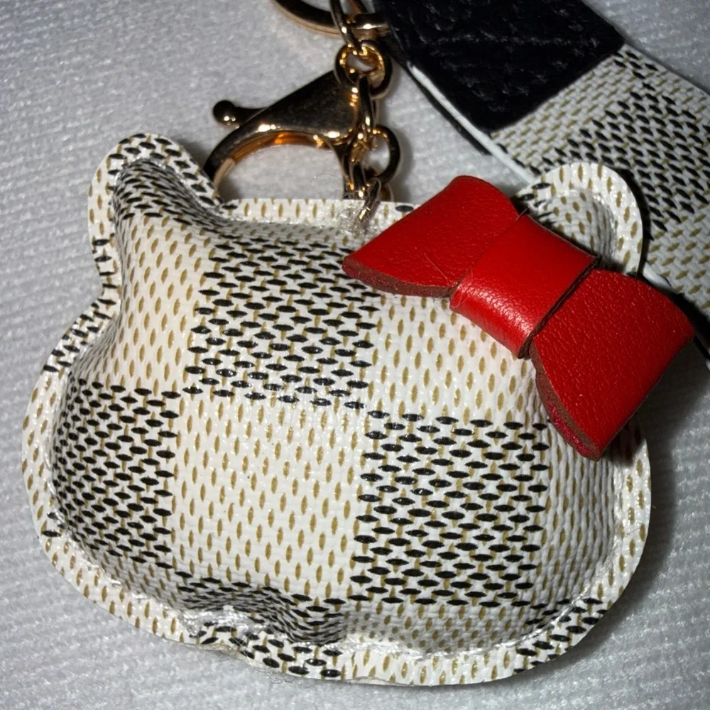 Luxury Beige & Black Checkered Board Hello Kitty Keychain/Purse Charm - Picture 5 of 7